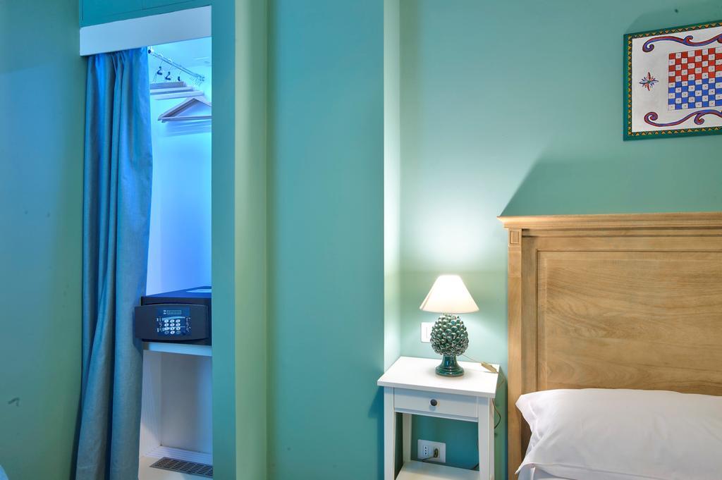 B&B Del Corso Capo dʼOrlando Exterior foto